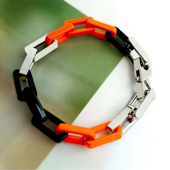 SQUARE CUBAN 2 BRACELET SET 8.27" SOLID STEEL TOUGH
COOL NEW !! - Picture 10 of 11